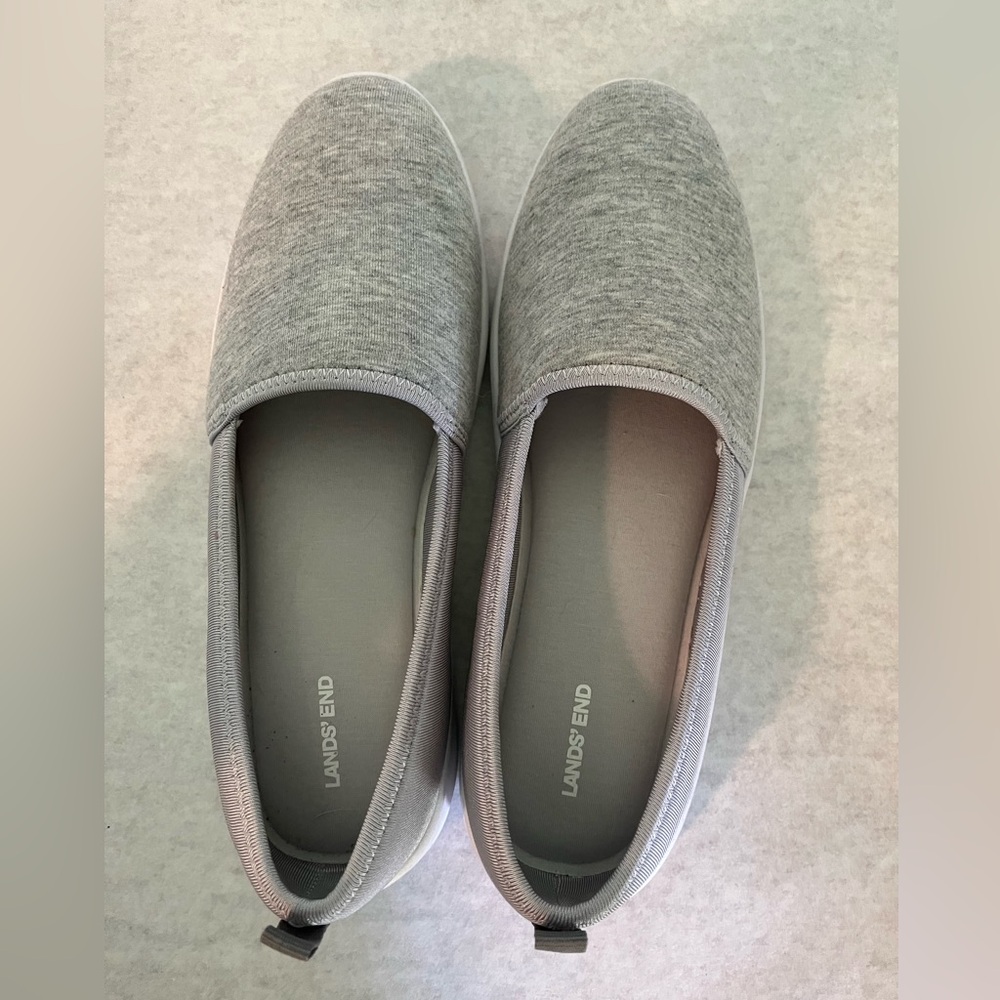 Women’s Lands End slip on shoes, 7.5W, never worn